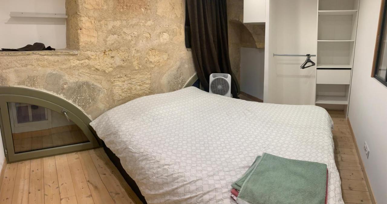 בורדו Chambre Avec Salle De Bain Et Cuisine Privee Centre Ville Historique Avec Climatisation Et Patio מראה חיצוני תמונה
